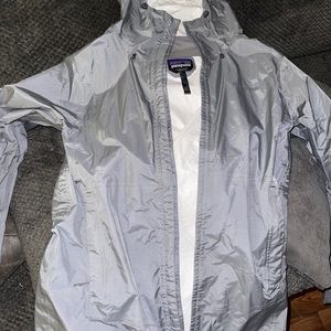 Women’s Patagonia rain jacket